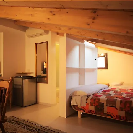 Antica Corte Milanese Hotel apartamentowy 3*