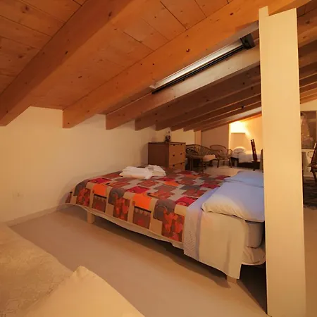 Hotel apartamentowy Antica Corte Milanese Novate Milanese