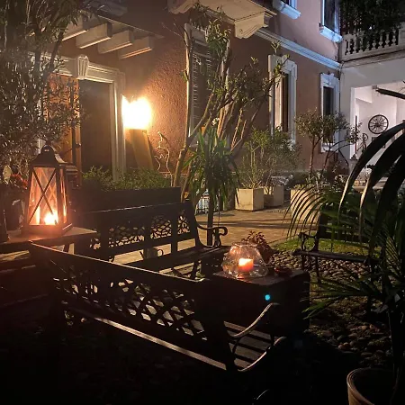 Hotel apartamentowy Antica Corte Milanese Novate Milanese